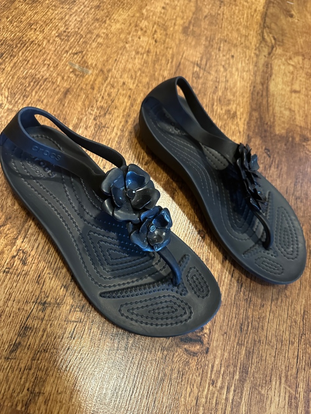 CROCS Black Floral Wedge Thong Sandals